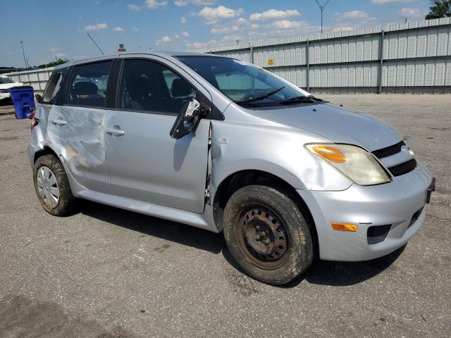 JTKKT624265017731 - 2006 TOYOTA SCION XA SILVER photo 4