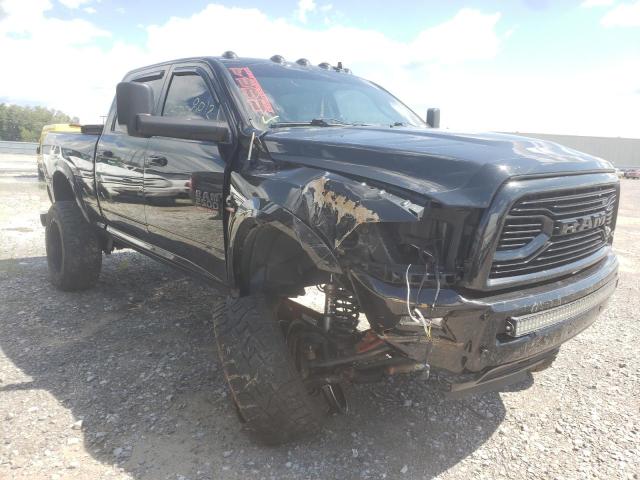 3C6UR5DL4JG256719 - 2018 RAM 2500 SLT შავი ფოტო 1