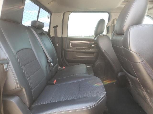 3C6UR5DL4JG256719 - 2018 RAM 2500 SLT შავი ფოტო 6