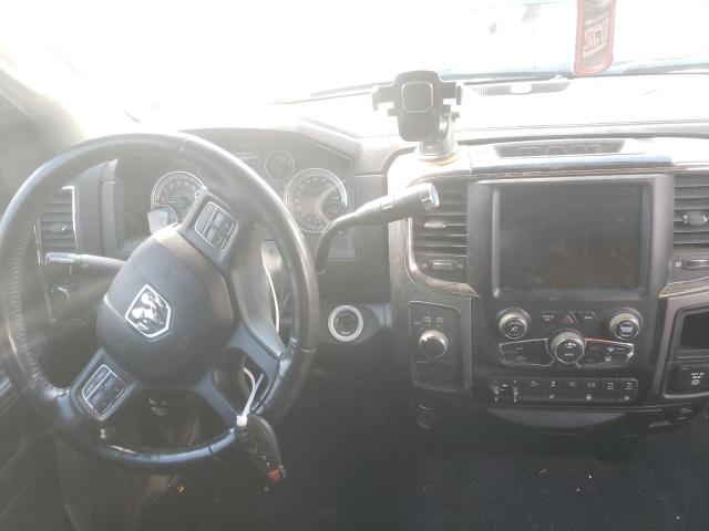 3C6UR5DL4JG256719 - 2018 RAM 2500 SLT შავი ფოტო 9