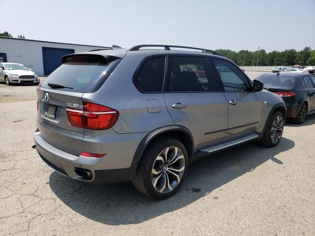 5UXZV8C59CL422719 - 2012 BMW X5 XDRIVE50I GRAY photo 3