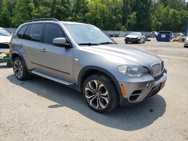 5UXZV8C59CL422719 - 2012 BMW X5 XDRIVE50I GRAY photo 4