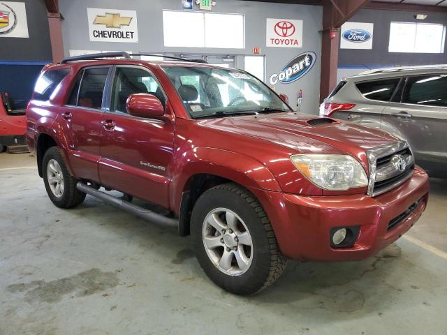 JTEBU14R978104960 - 2007 TOYOTA 4RUNNER SR5 RED photo 4