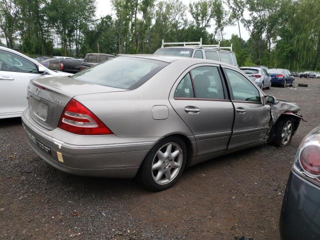 WDBRF81J44F508338 - 2004 MERCEDES-BENZ C 240 4MATIC SILVER photo 3