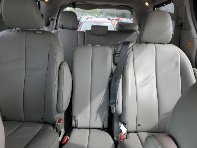 5TDYK3DCXCS278957 - 2012 TOYOTA SIENNA XLE Silber Foto 10