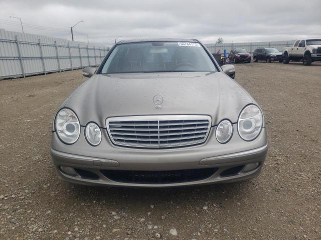 WDBUF65J05A671849 - 2005 MERCEDES-BENZ E 320 GRAY photo 5