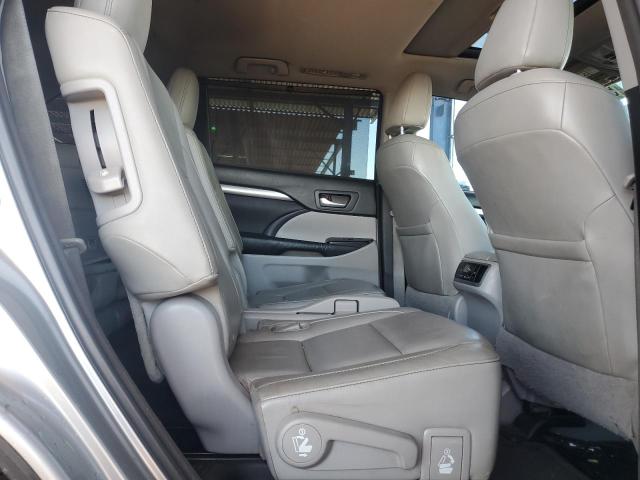5TDJKRFH7FS116804 - 2015 TOYOTA HIGHLANDER XLE 银色 照片 11
