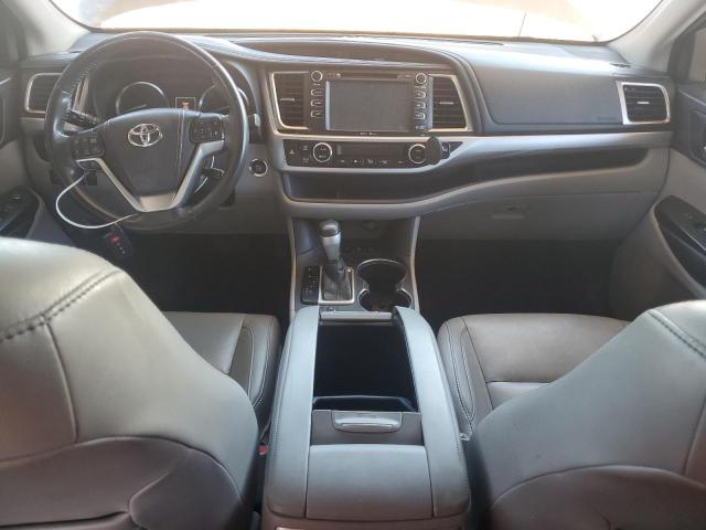 5TDJKRFH7FS116804 - 2015 TOYOTA HIGHLANDER XLE 银色 照片 8