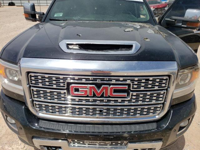 1GT42YEY9JF280735 - 2018 GMC SIERRA K3500 DENALI BLACK photo 11