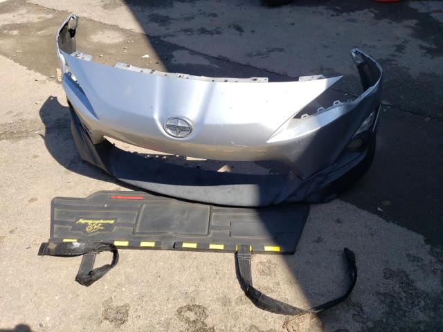 JF1ZNAA17F8709093 - 2015 TOYOTA SCION FR-S 银色 照片 12
