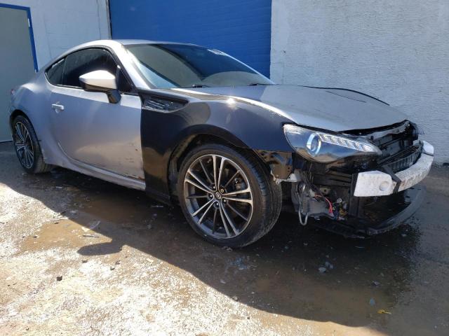 JF1ZNAA17F8709093 - 2015 TOYOTA SCION FR-S 银色 照片 4