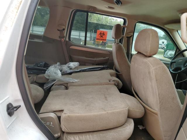 1FMZU63K84UA36752 - 2004 FORD EXPLORER XLT WHITE photo 11