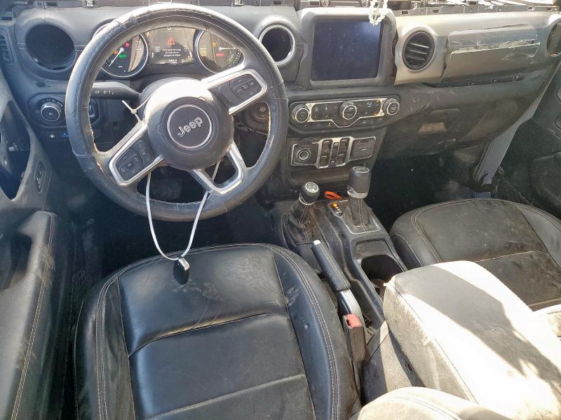 1C4JJXP67NW213763 - 2022 JEEP WRANGLER U SAHARA 4XE SILVER photo 8