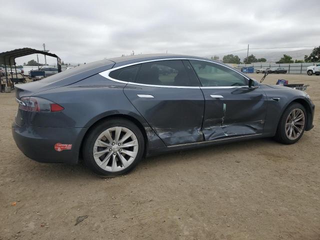 5YJSA1E12GF175827 - 2016 TESLA MODEL S GRAY photo 3
