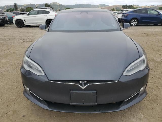 5YJSA1E12GF175827 - 2016 TESLA MODEL S GRAY photo 5