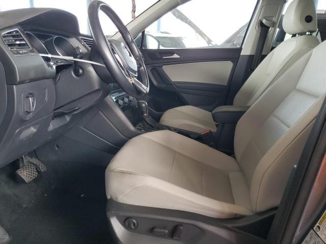 3VV2B7AXXKM155552 - 2019 VOLKSWAGEN TIGUAN SE GRAY photo 7