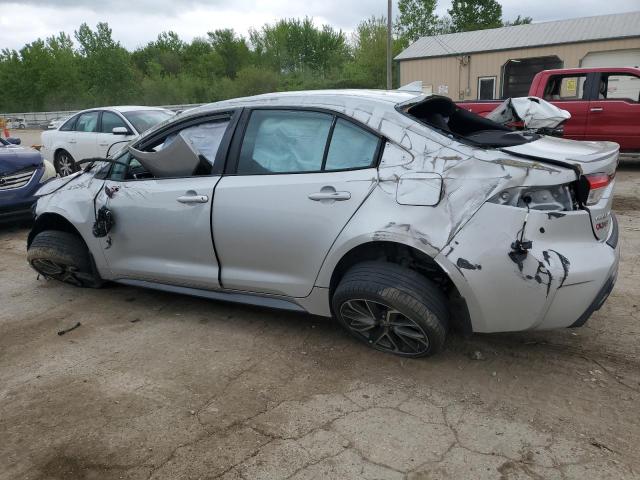 5YFP4MCE8NP133877 - 2022 TOYOTA COROLLA SE 银色 照片 2