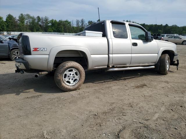 2GCEK19T841385286 - 2004 CHEVROLET SILVERADO K1500 SILVER photo 3