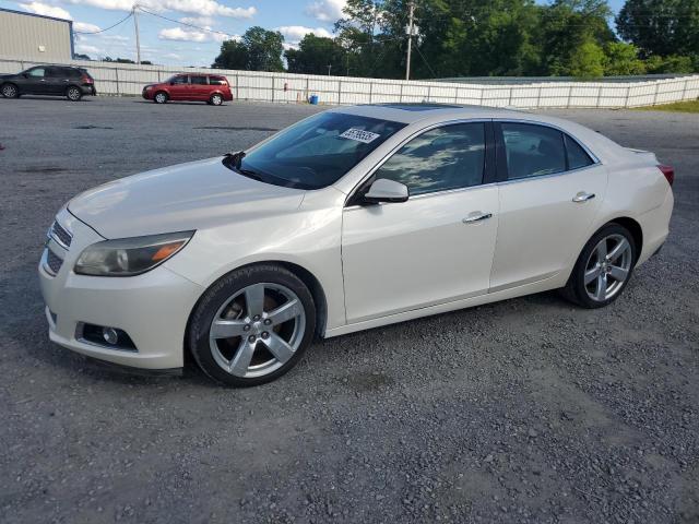 1G11J5SX2DF227825 - 2013 CHEVROLET MALIBU LTZ 奶油色 照片 1