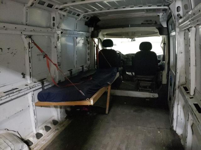 3C6TRVDG8JE116702 - 2018 RAM PROMASTER 2500 HIGH 白色 照片 11