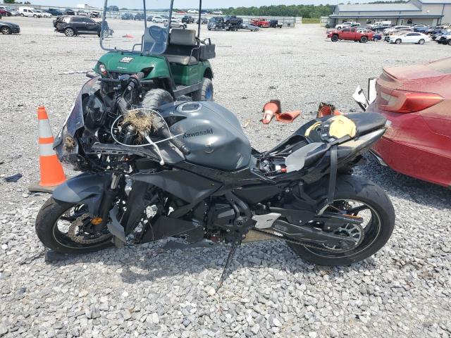 ML5EXER19RDAB7324 - 2024 KAWASAKI EX650 R GRAY photo 3