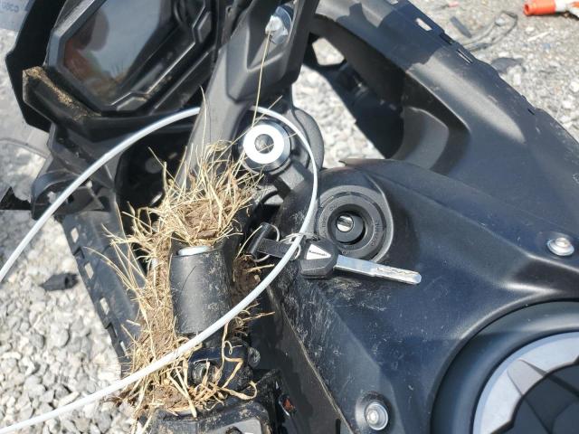 ML5EXER19RDAB7324 - 2024 KAWASAKI EX650 R GRAY photo 8