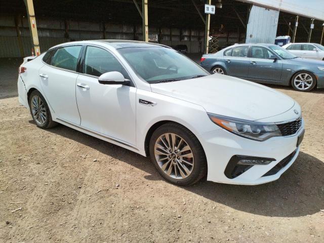 5XXGV4L21KG293560 - 2019 KIA OPTIMA SXL WHITE photo 4