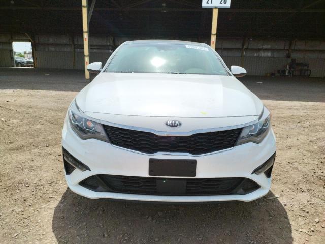 5XXGV4L21KG293560 - 2019 KIA OPTIMA SXL WHITE photo 5