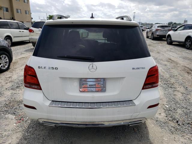 WDCGG0EB3FG399727 - 2015 MERCEDES-BENZ GLK 250 BLUETEC WHITE photo 6