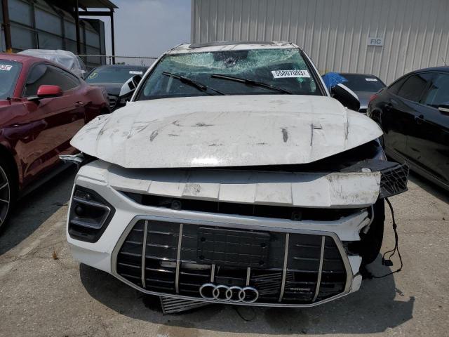 WA1BAAFY3M2107301 - 2021 AUDI Q5 PREMIUM PLUS WHITE photo 5