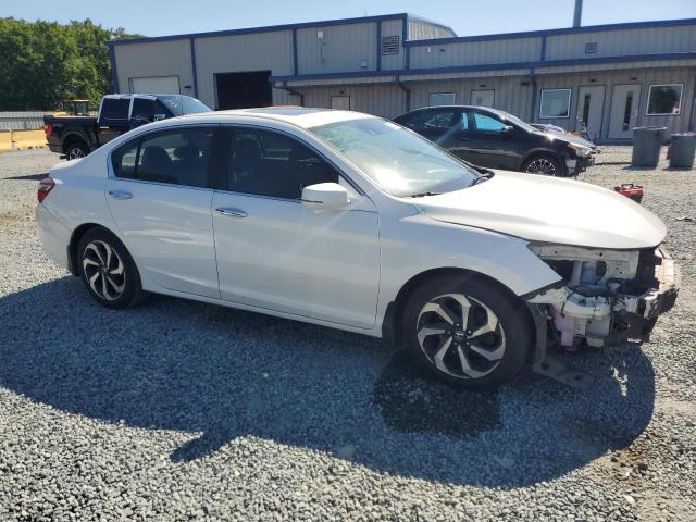 1HGCR2F91GA083044 - 2016 HONDA ACCORD EXL WHITE photo 4