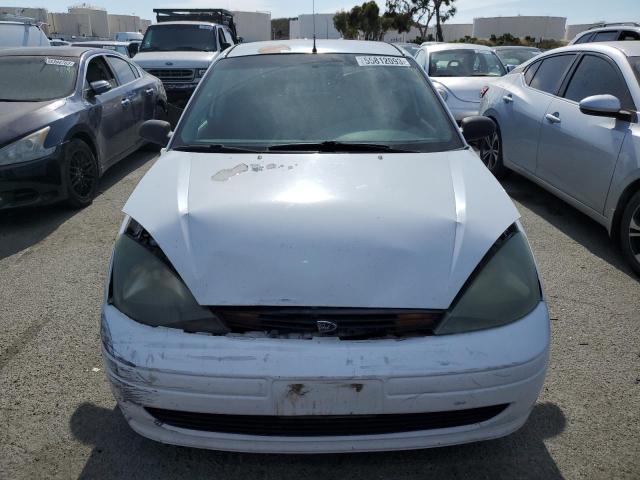 1FAFP33Z54W173698 - 2004 FORD FOCUS LX WHITE photo 2