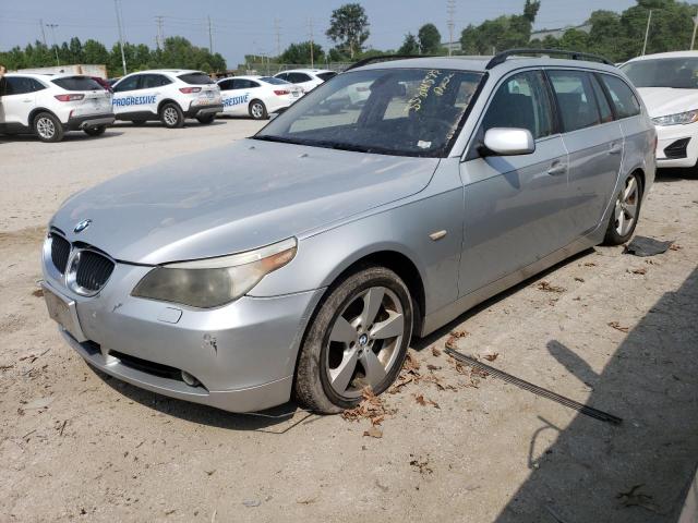 WBANN73526CN01273 - 2006 BMW 530 XIT SILVER photo 1