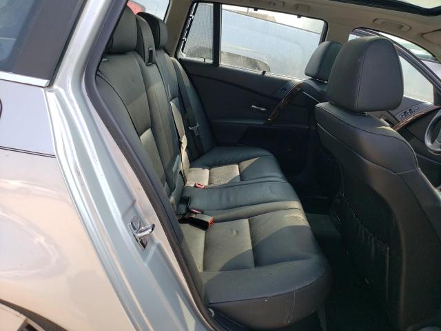 WBANN73526CN01273 - 2006 BMW 530 XIT SILVER photo 10
