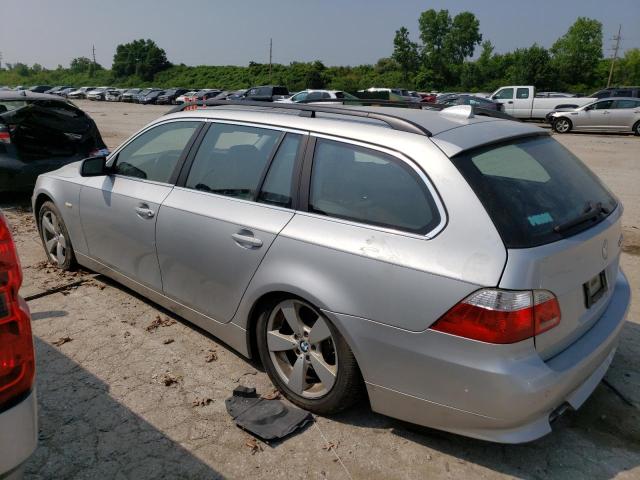 WBANN73526CN01273 - 2006 BMW 530 XIT SILVER photo 2