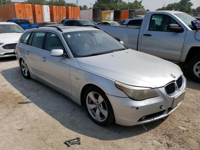 WBANN73526CN01273 - 2006 BMW 530 XIT SILVER photo 4