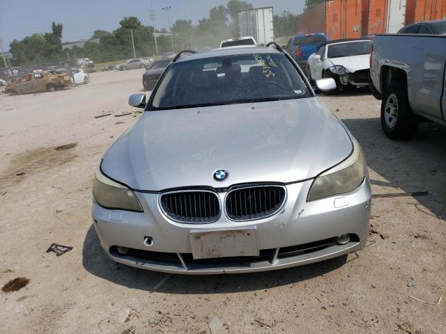 WBANN73526CN01273 - 2006 BMW 530 XIT SILVER photo 5