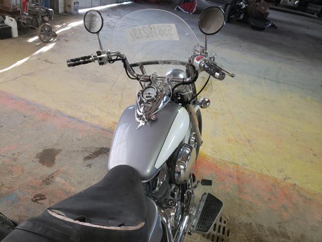 JH2RC44761K500321 - 2001 HONDA VT750 CD2 双色 照片 5