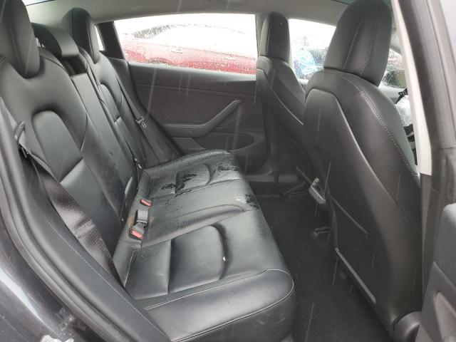 5YJ3E1EA3JF124014 - 2018 TESLA MODEL 3 Сірий фото 10