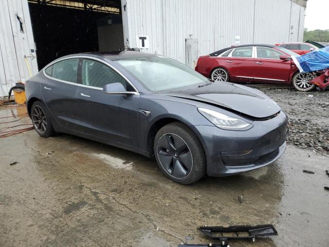5YJ3E1EA3JF124014 - 2018 TESLA MODEL 3 Сірий фото 4