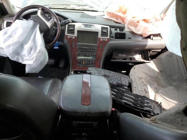 1GYS4HEF4BR397553 - 2011 CADILLAC ESCALADE ESV LUXURY BLACK photo 8