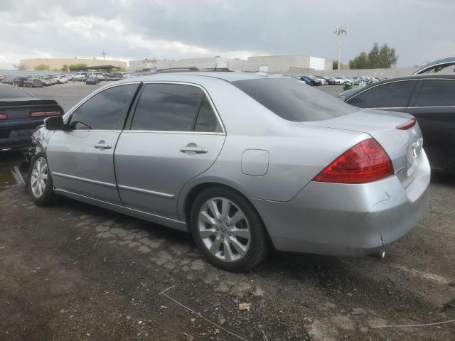 1HGCM66547A019826 - 2007 HONDA ACCORD EX SILVER photo 2