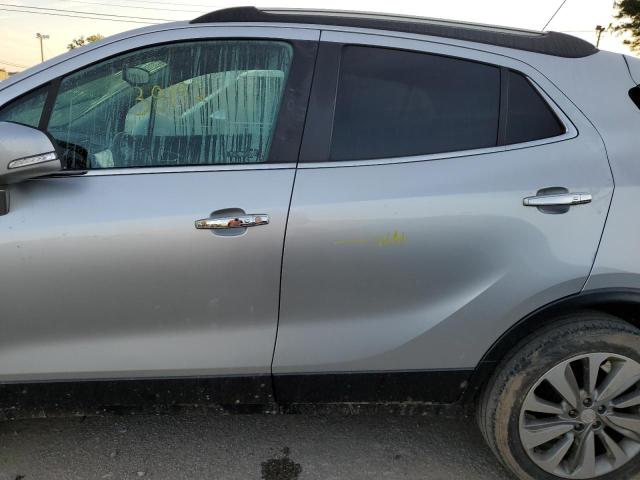 KL4CJESB5HB100515 - 2017 BUICK ENCORE PREFERRED Silber Foto 9