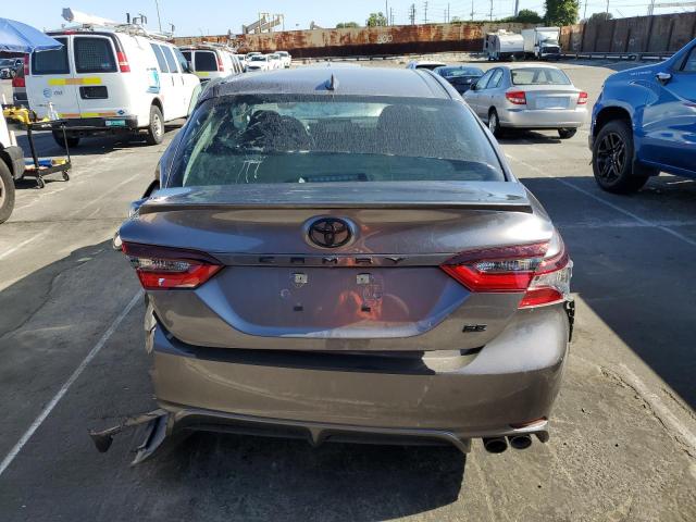 4T1G11AK3RU238136 - 2024 TOYOTA CAMRY SE NIGHT SHADE GRAY photo 6