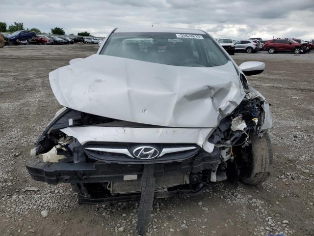 KMHCT4AE7DU435372 - 2013 HYUNDAI ACCENT GLS 银色 照片 5