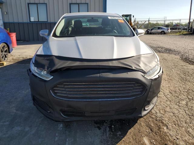 1FA6P0HD2G5119894 - 2016 FORD FUSION SE SILVER photo 5