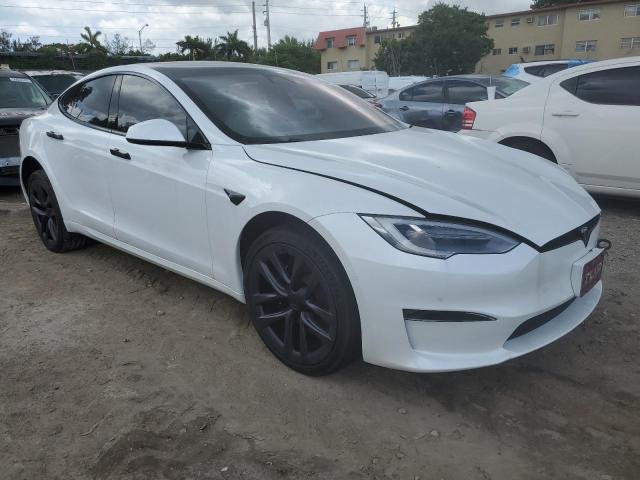 5YJSA1E6XMF452053 - 2021 TESLA MODEL S Білий фото 4