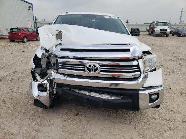 5TFUW5F19GX561943 - 2016 TOYOTA TUNDRA DOUBLE CAB SR/SR5 WHITE photo 5