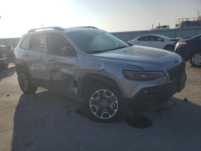 1C4PJMBX5MD201131 - 2021 JEEP CHEROKEE TRAILHAWK SILVER photo 4