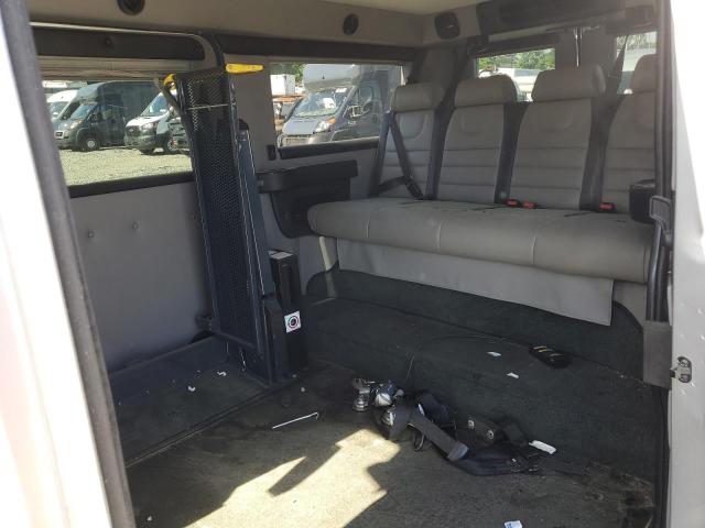 3C6TRVAG1JE147424 - 2018 RAM PROMASTER 1500 STANDARD Серебристый фото 10